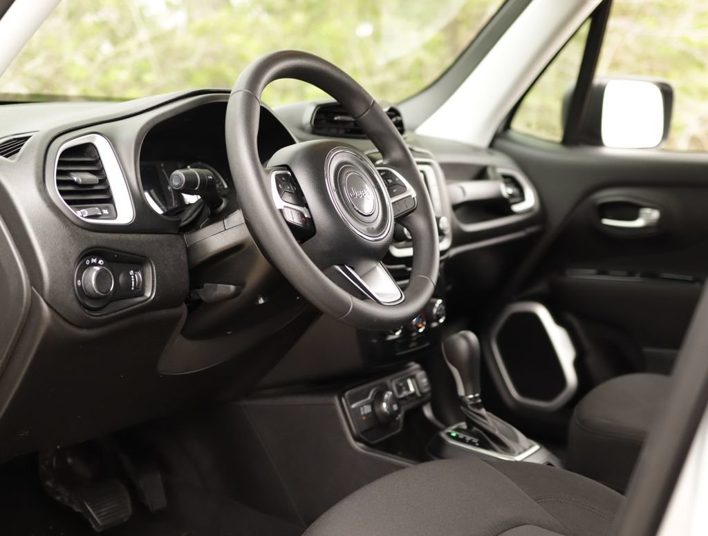 Used 2018 Jeep Renegade Sport w/ Power & Air Group AWD/4WD image 9