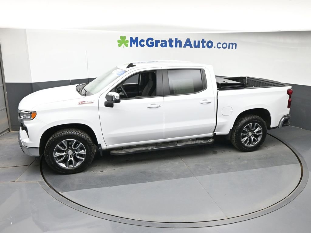 Used 2025 Chevrolet Silverado 1500 LT w/ Z71 Off-Road Package image 18