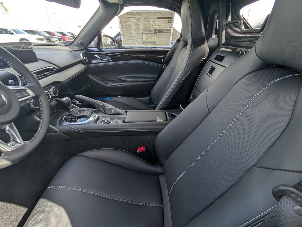 New 2026 MAZDA MX-5 Miata Grand Touring RWD image 5