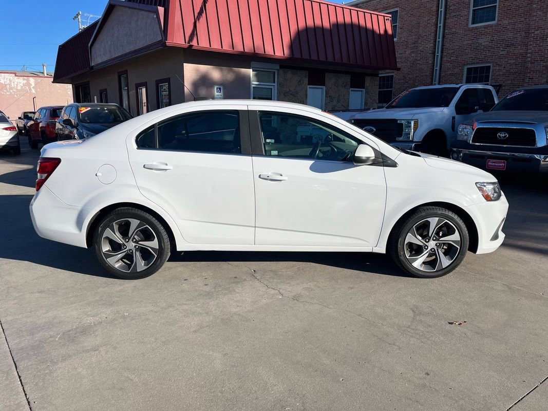 Used 2019 Chevrolet Sonic Premier FWD image 2