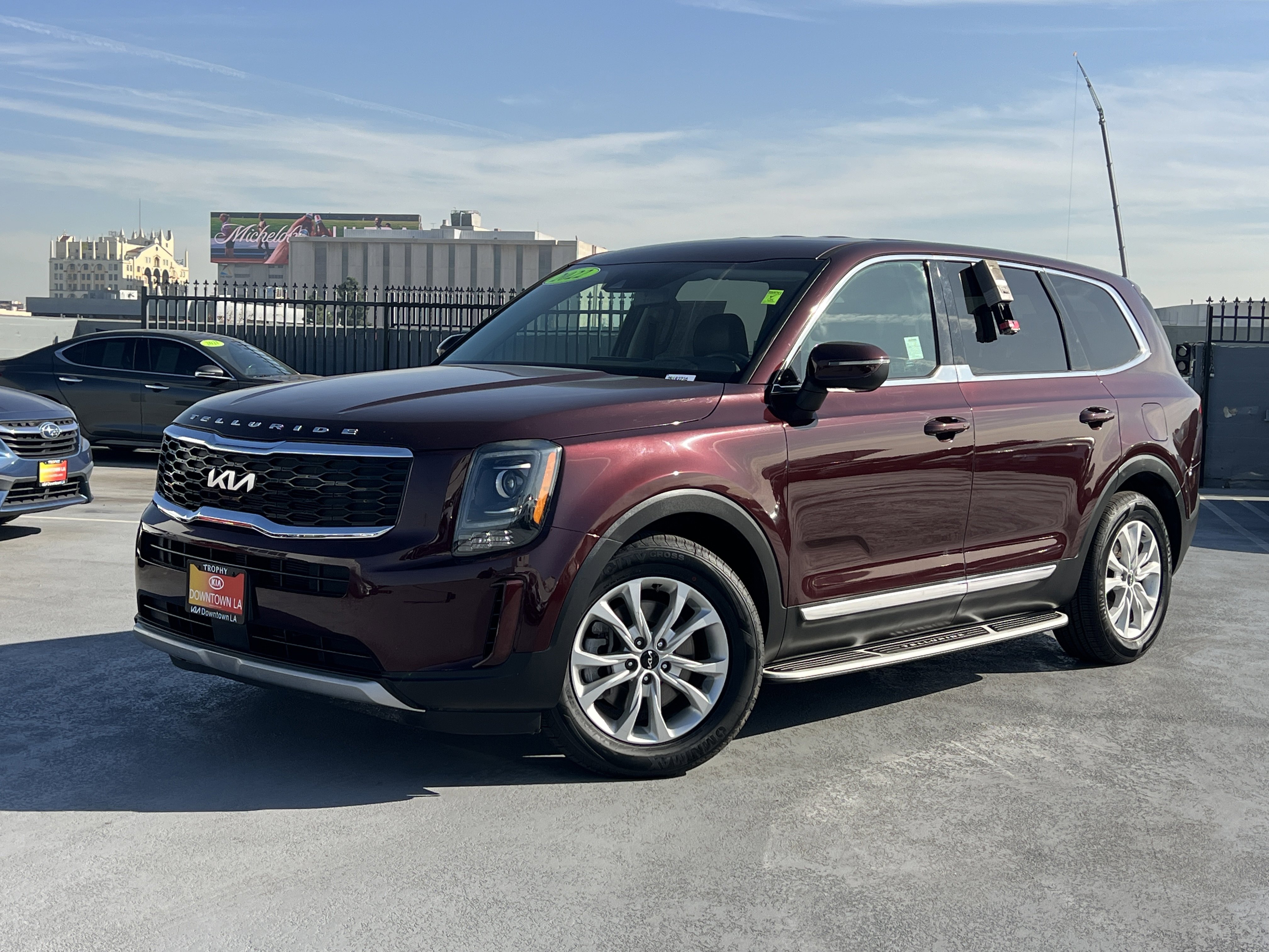 Certified 2022 Kia Telluride LX image 2