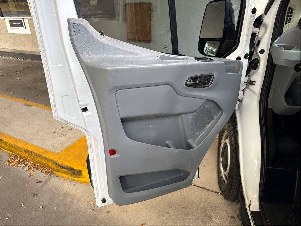 Used 2019 Ford Transit 250 148 Medium Roof RWD image 32
