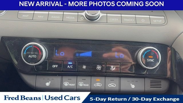 Used 2025 Hyundai Elantra SEL FWD image 13