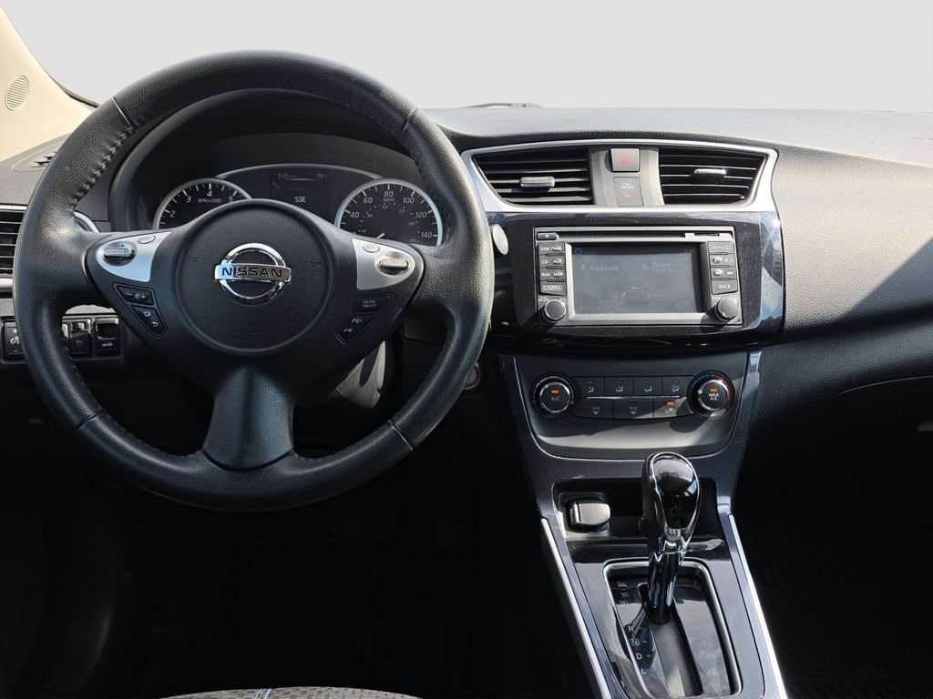 Used 2017 Nissan Sentra SR w/ Driver's Assist Package FWD image 10
