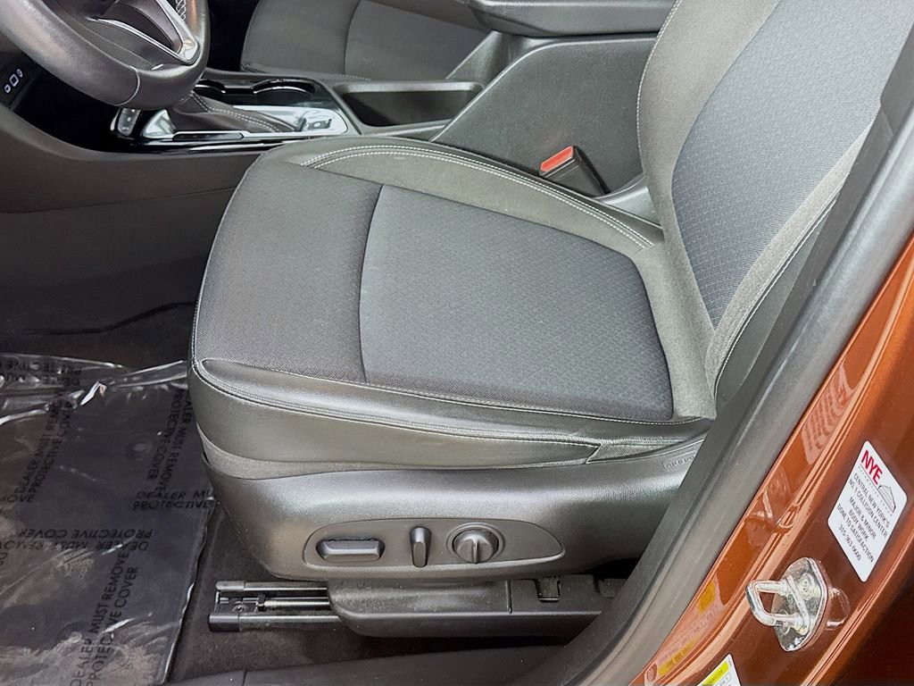 Used 2020 Buick Encore GX Select w/ Experience Buick Package AWD/4WD image 23