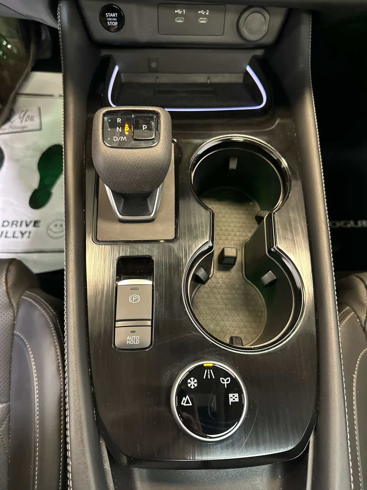 Certified 2025 Nissan Rogue Platinum w/ Tech Package image 24