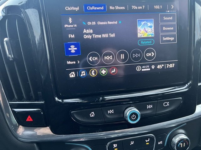 Used 2022 Chevrolet Traverse LT image 14