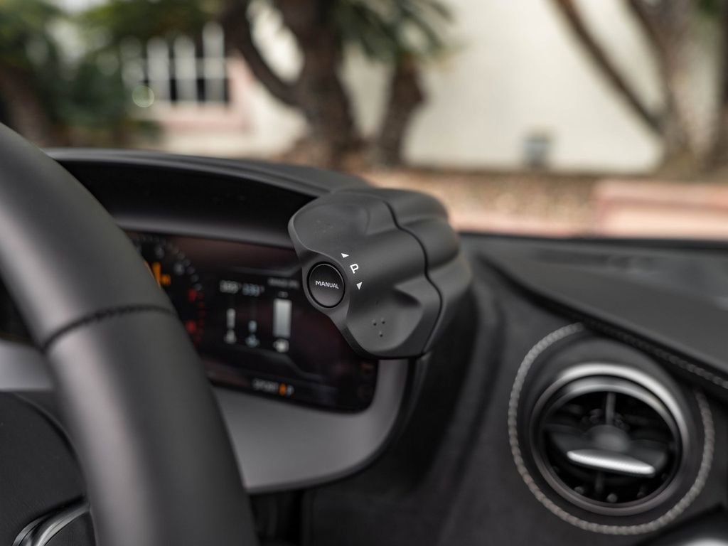 New 2026 McLaren 750S Spider RWD image 16