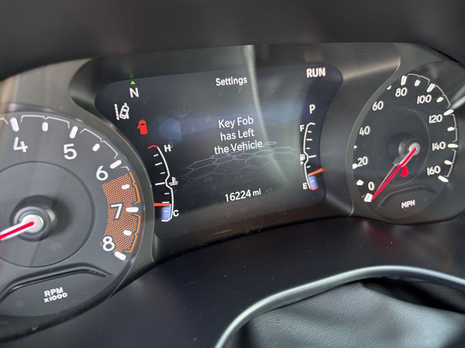 Used 2025 Jeep Compass Trailhawk AWD/4WD image 40
