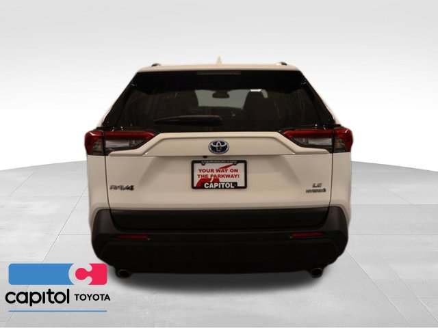 Certified 2024 Toyota RAV4 LE AWD/4WD image 4