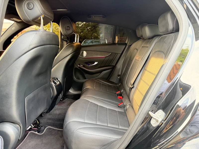 Used 2020 Mercedes-Benz GLC 300 4MATIC Coupe image 16