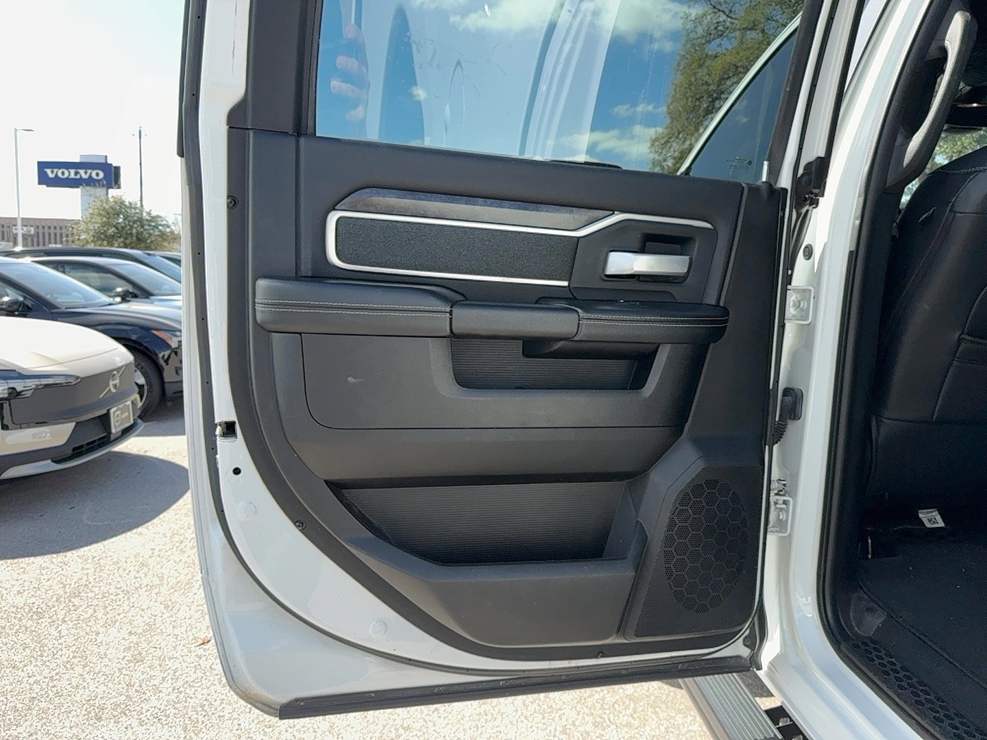 Used 2019 RAM 2500 Big Horn image 14