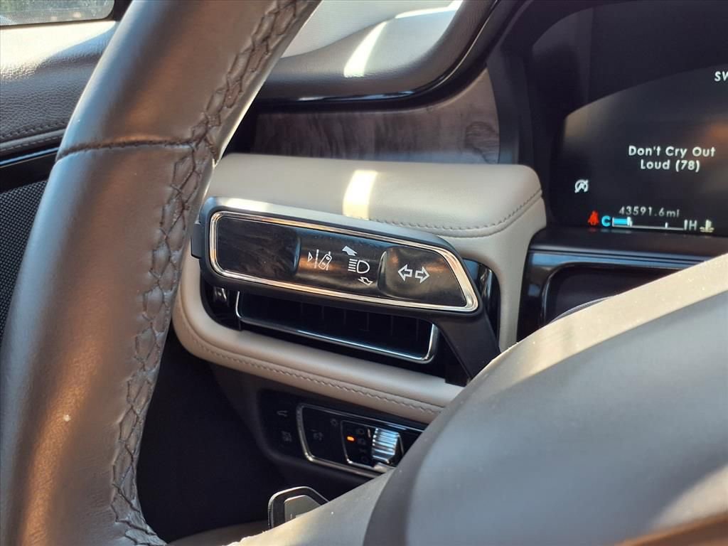 Used 2023 Lincoln Nautilus Reserve w/ Luxury Package image 18