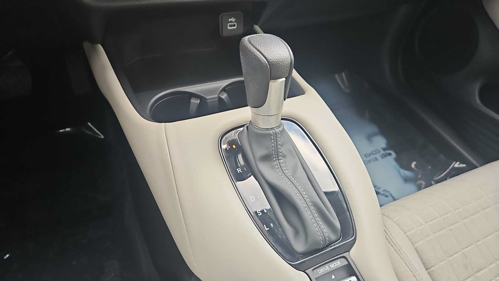 Certified 2025 Honda HR-V LX image 20
