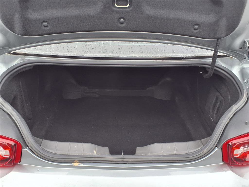 Used 2024 Chevrolet Camaro LT w/ Technology Package image 17