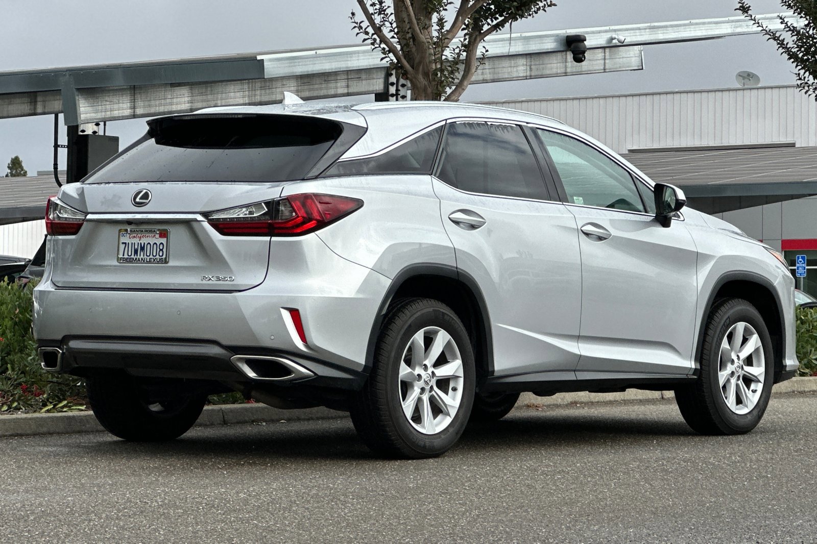 Used 2017 Lexus RX 350 FWD image 4