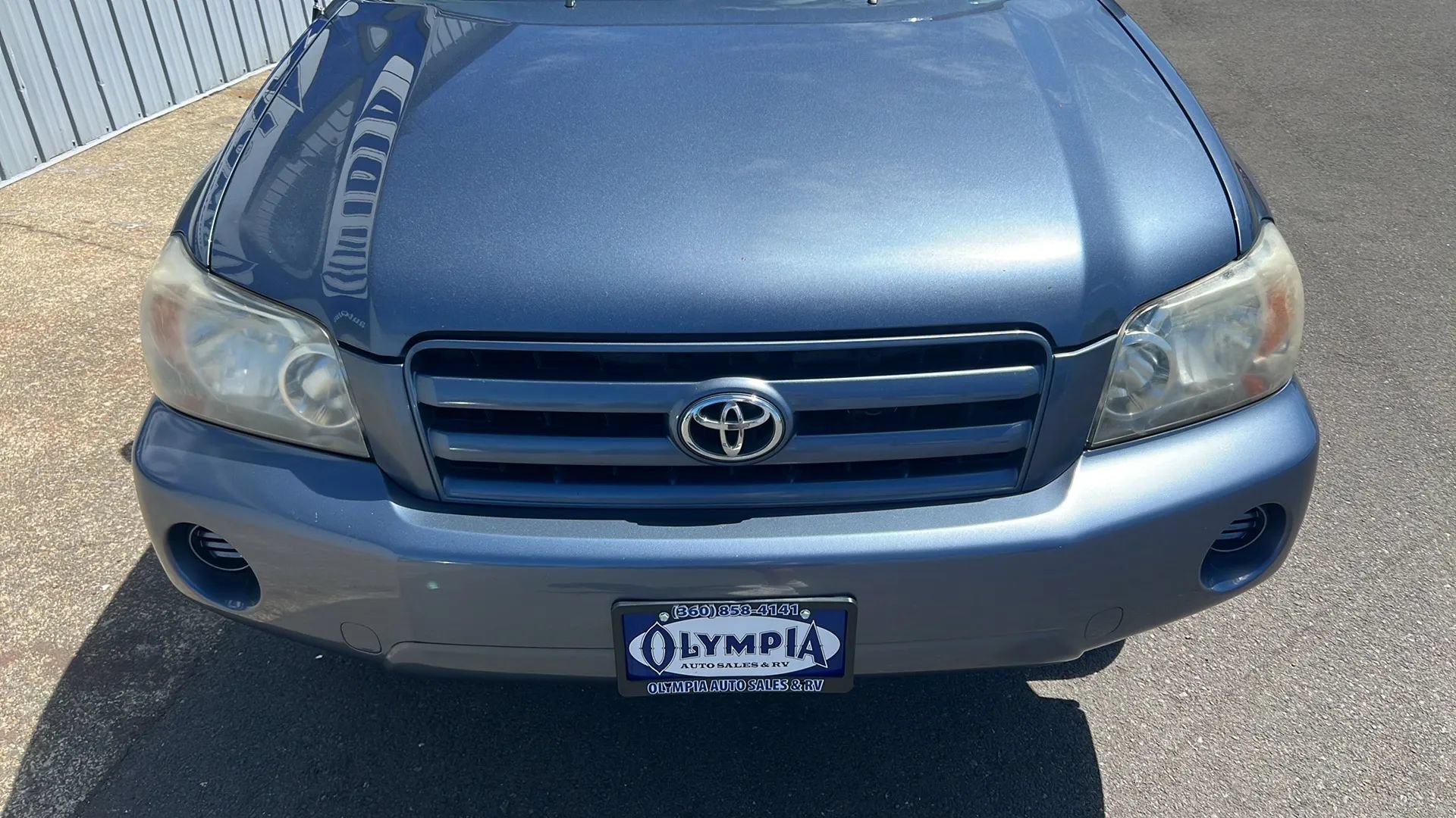 Used 2004 Toyota Highlander 2WD V6 image 2