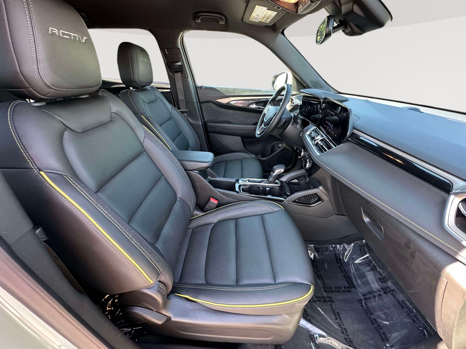 Used 2024 Chevrolet TrailBlazer ACTIV w/ Convenience Package AWD/4WD image 27