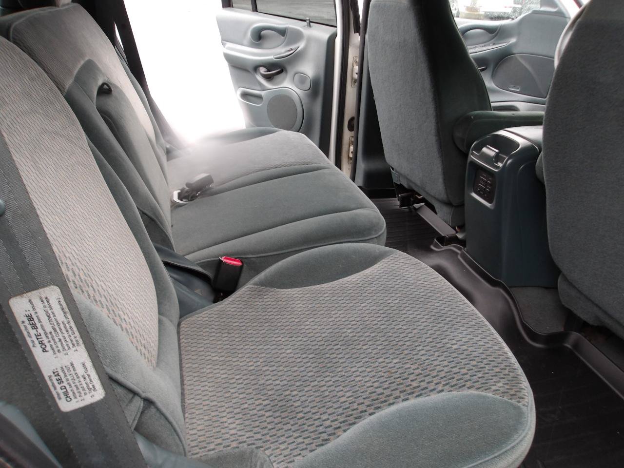 Used 1998 Ford Expedition XLT AWD/4WD image 13