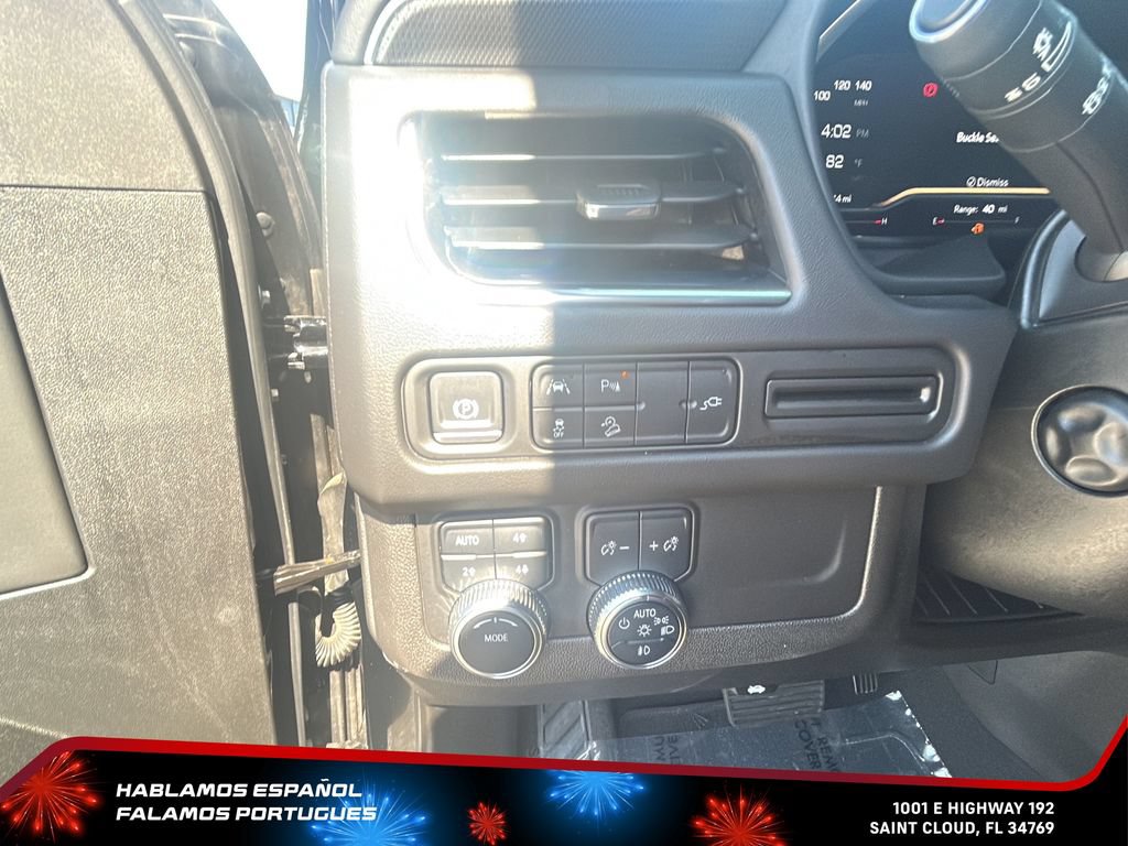 Used 2022 GMC Yukon AT4 AWD/4WD image 15