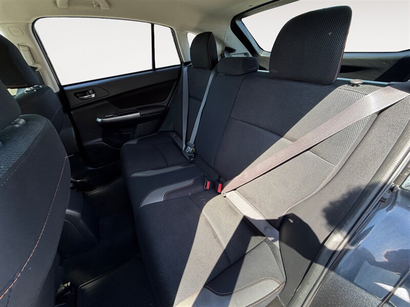 Used 2017 Subaru Crosstrek 2.0i Premium AWD/4WD image 14
