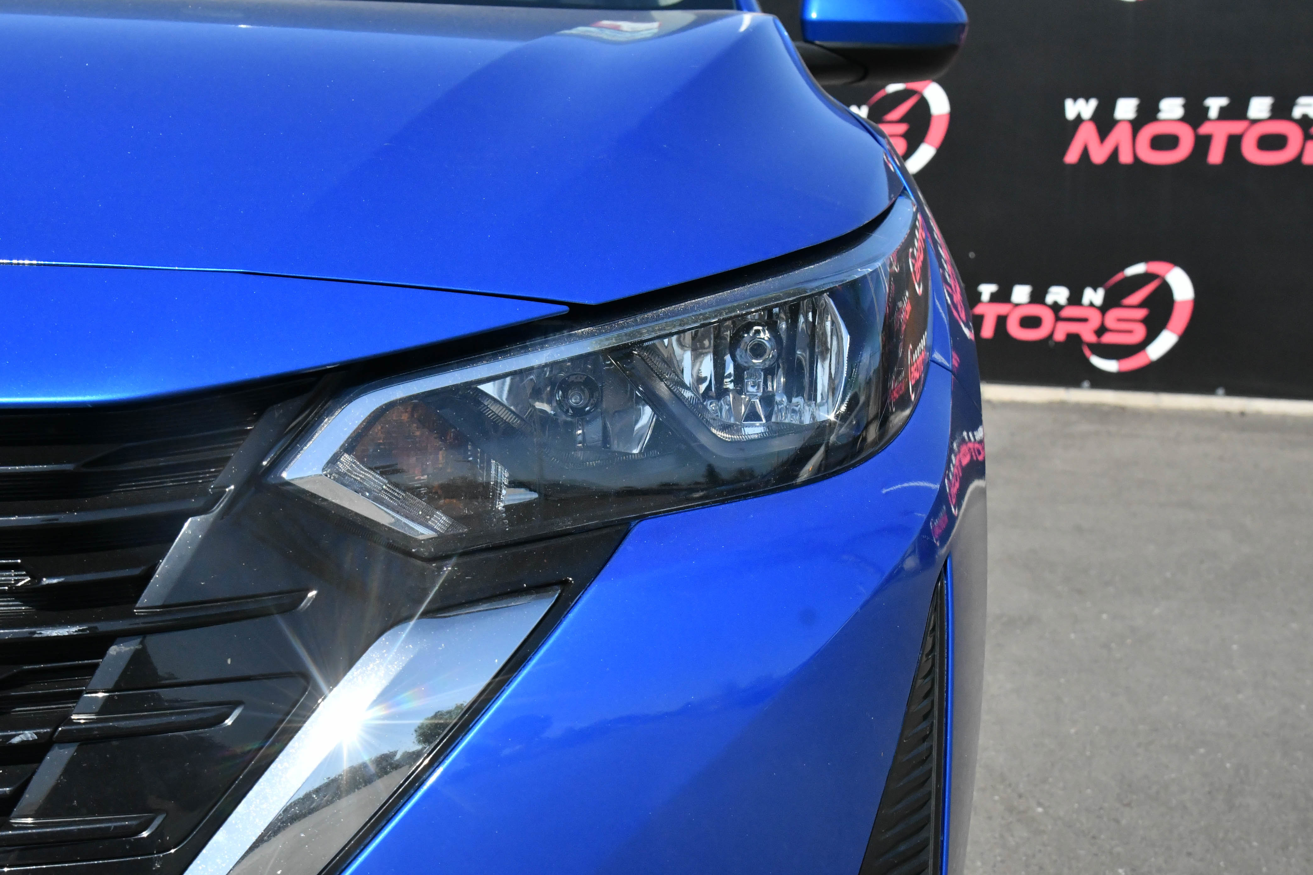 Used 2024 Nissan Sentra SV FWD image 11