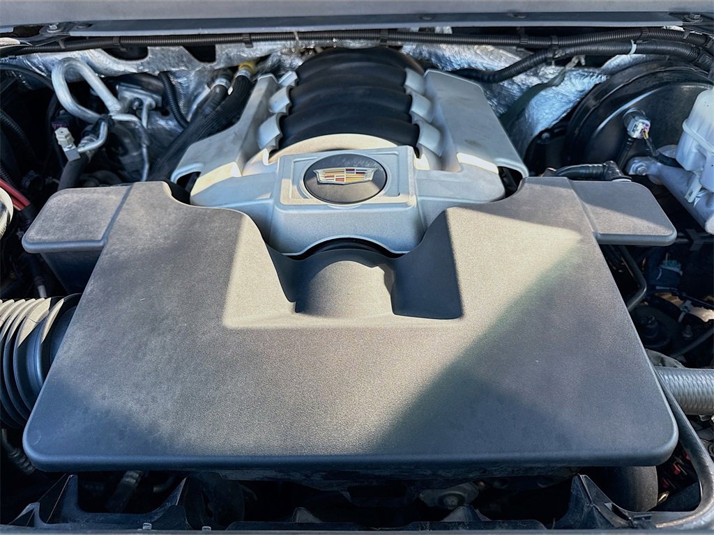 Used 2018 Cadillac Escalade ESV Platinum image 35