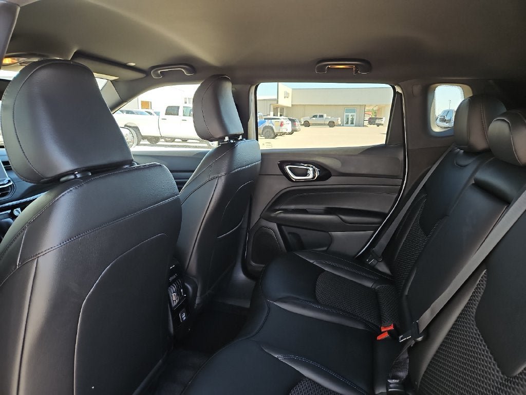 New 2027 Jeep Compass Latitude AWD/4WD image 18