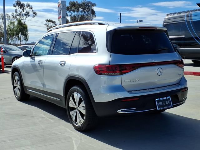 Certified 2023 Mercedes-Benz EQB 300 4MATIC image 21