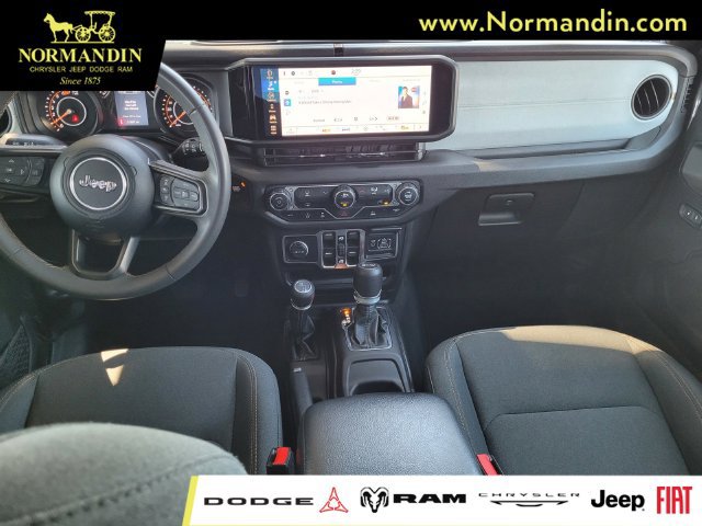 Used 2024 Jeep Wrangler Unlimited Sport AWD/4WD image 6