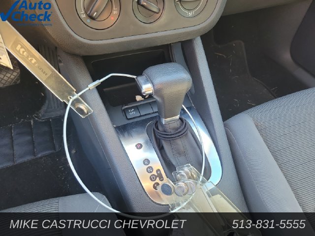 Used 2009 Volkswagen Rabbit S FWD image 16