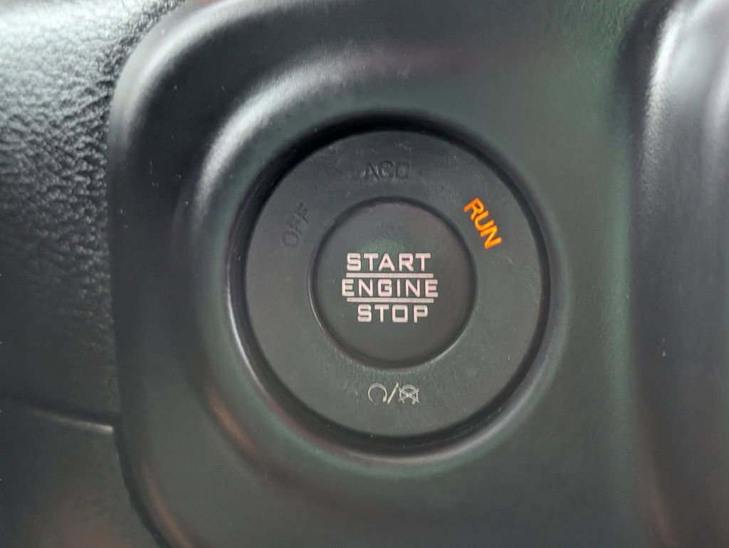 Used 2020 Jeep Wrangler Unlimited Rubicon w/ Cold Weather Group image 23