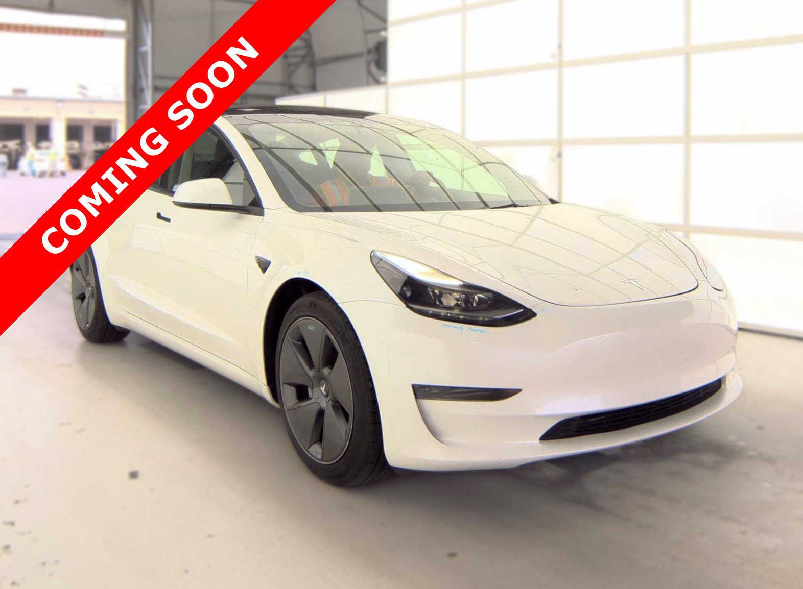Used 2023 Tesla Model 3 Standard Range RWD image 3