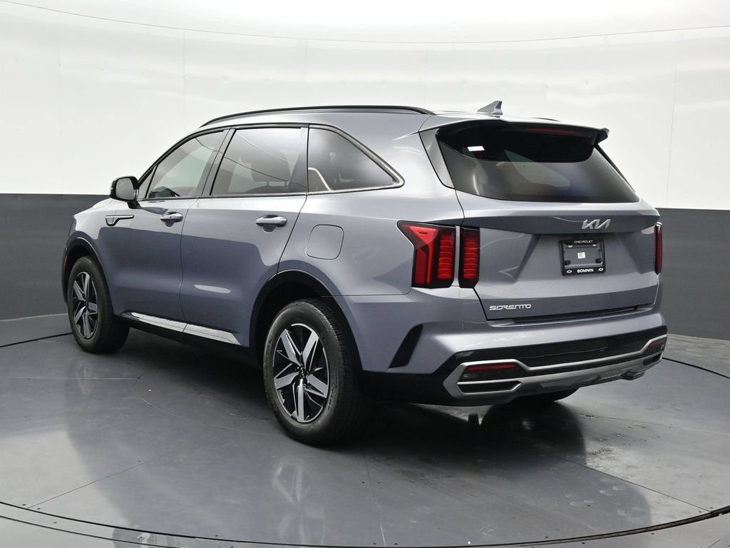 Used 2023 Kia Sorento S FWD image 3