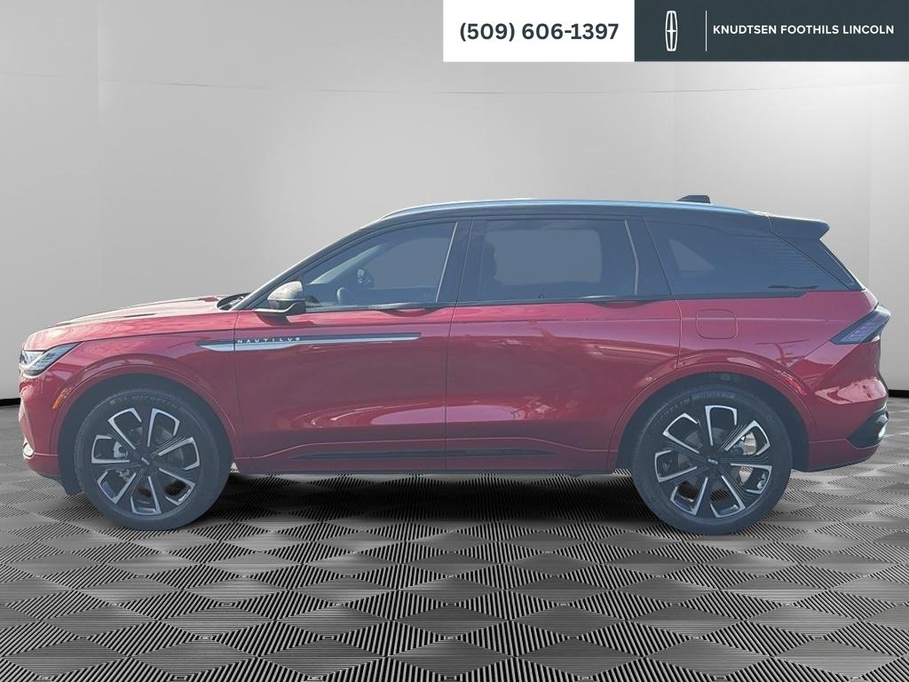 Used 2026 Lincoln Nautilus Reserve AWD/4WD image 4