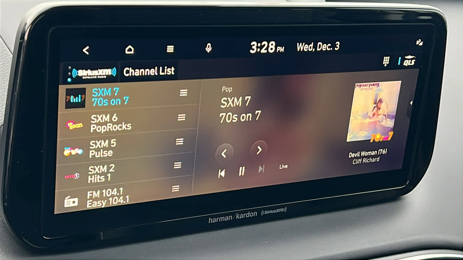 Used 2023 Hyundai Santa Fe Limited w/ Cargo Package image 15