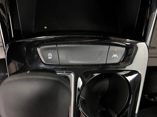 Used 2025 Chevrolet Trax LT image 46