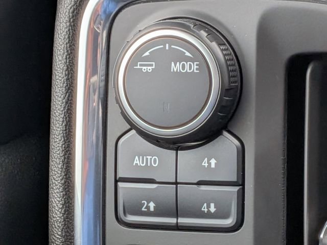 Used 2020 Chevrolet Silverado 2500 High Country w/ Technology Package image 29