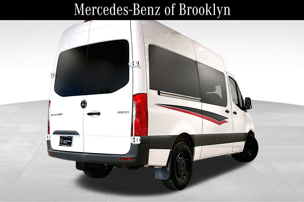 Used 2025 Mercedes-Benz Sprinter 2500 image 12