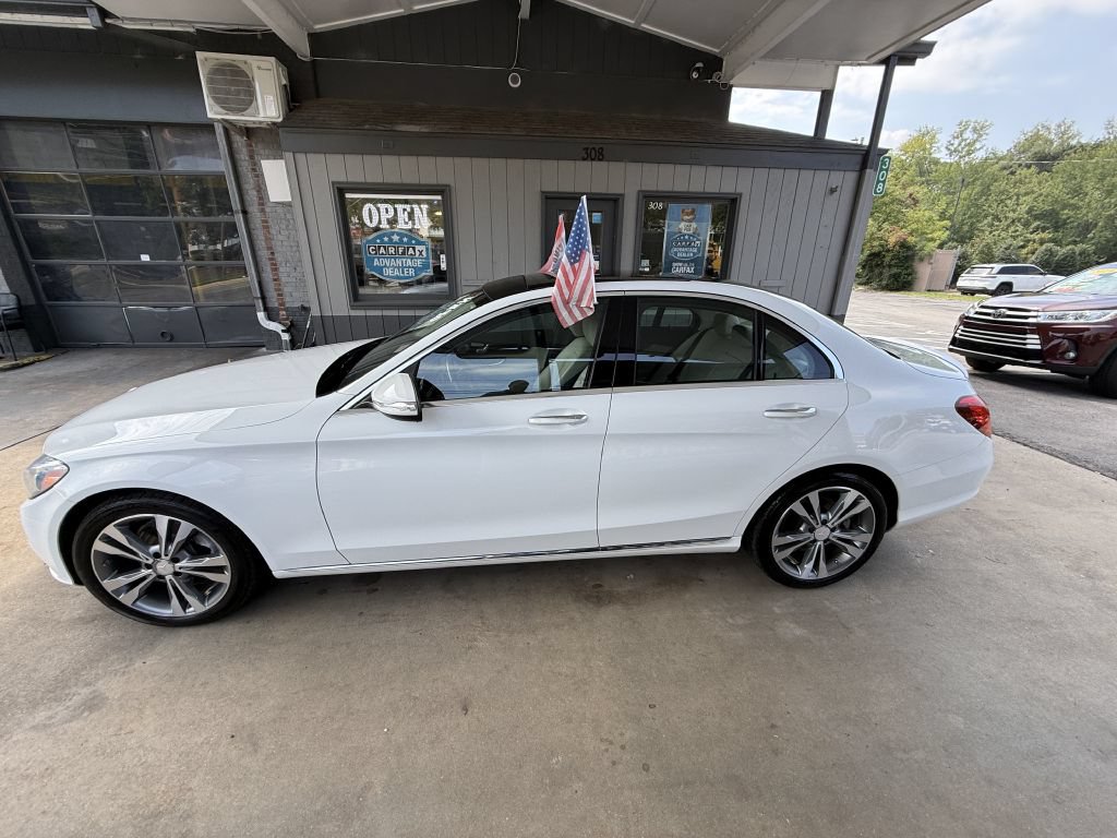 Used 2015 Mercedes-Benz C 300 4MATIC Sedan image 8