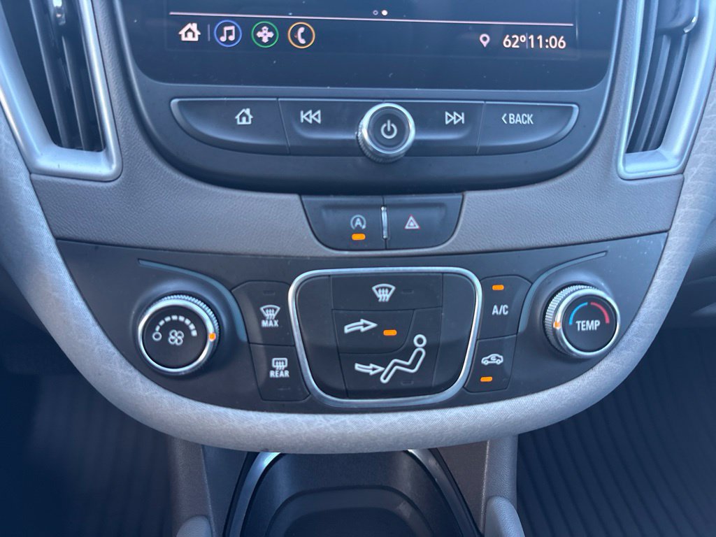 Used 2020 Chevrolet Malibu LS FWD image 22