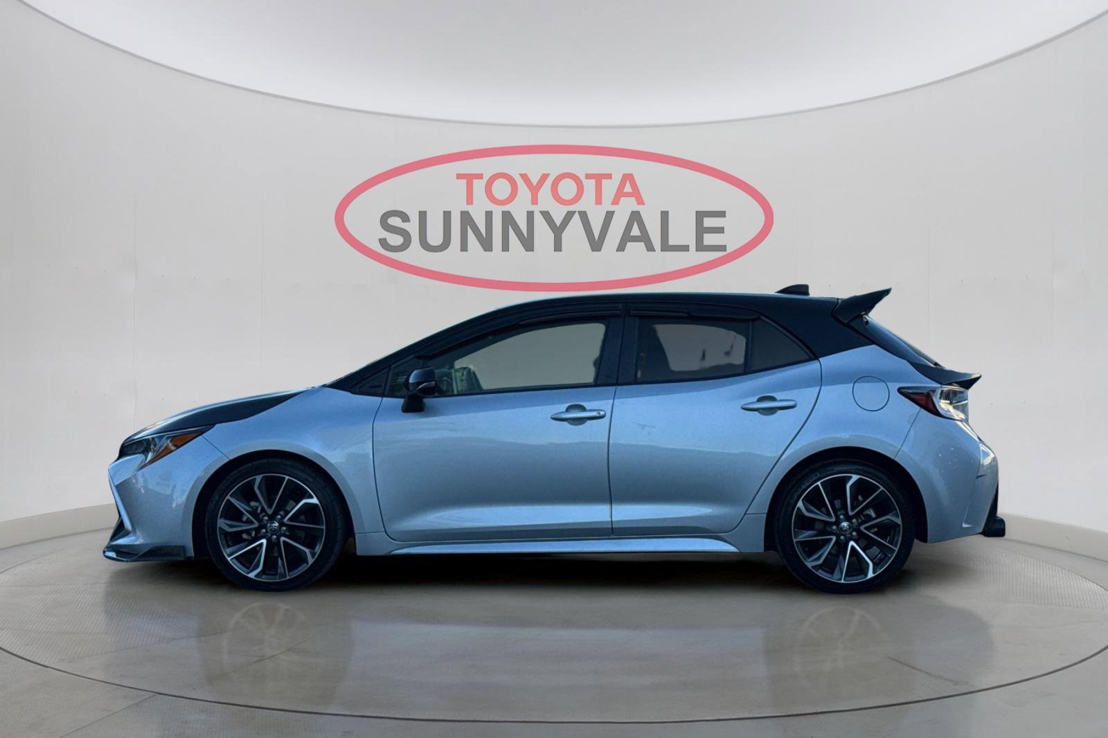 Used 2020 Toyota Corolla XSE image 6