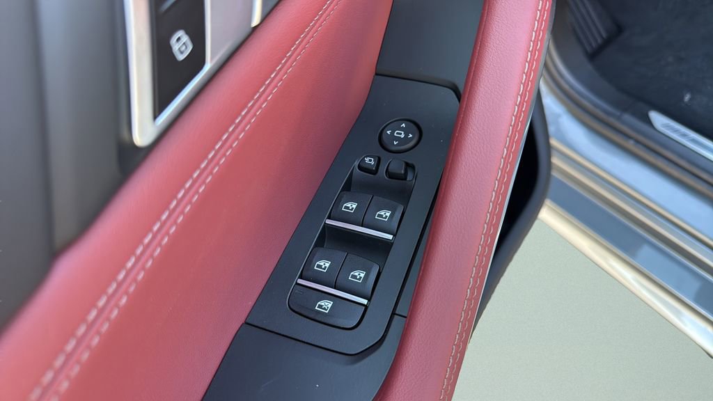 New 2026 BMW X6 xDrive40i image 8