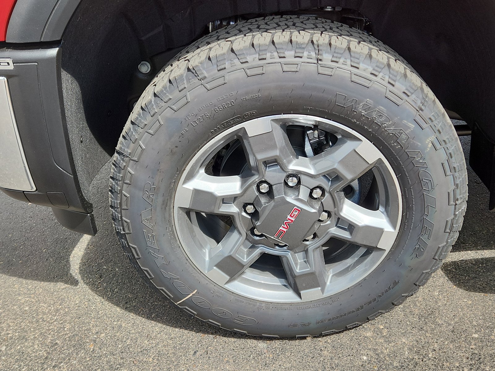 New 2026 GMC Sierra 2500 SLT image 7