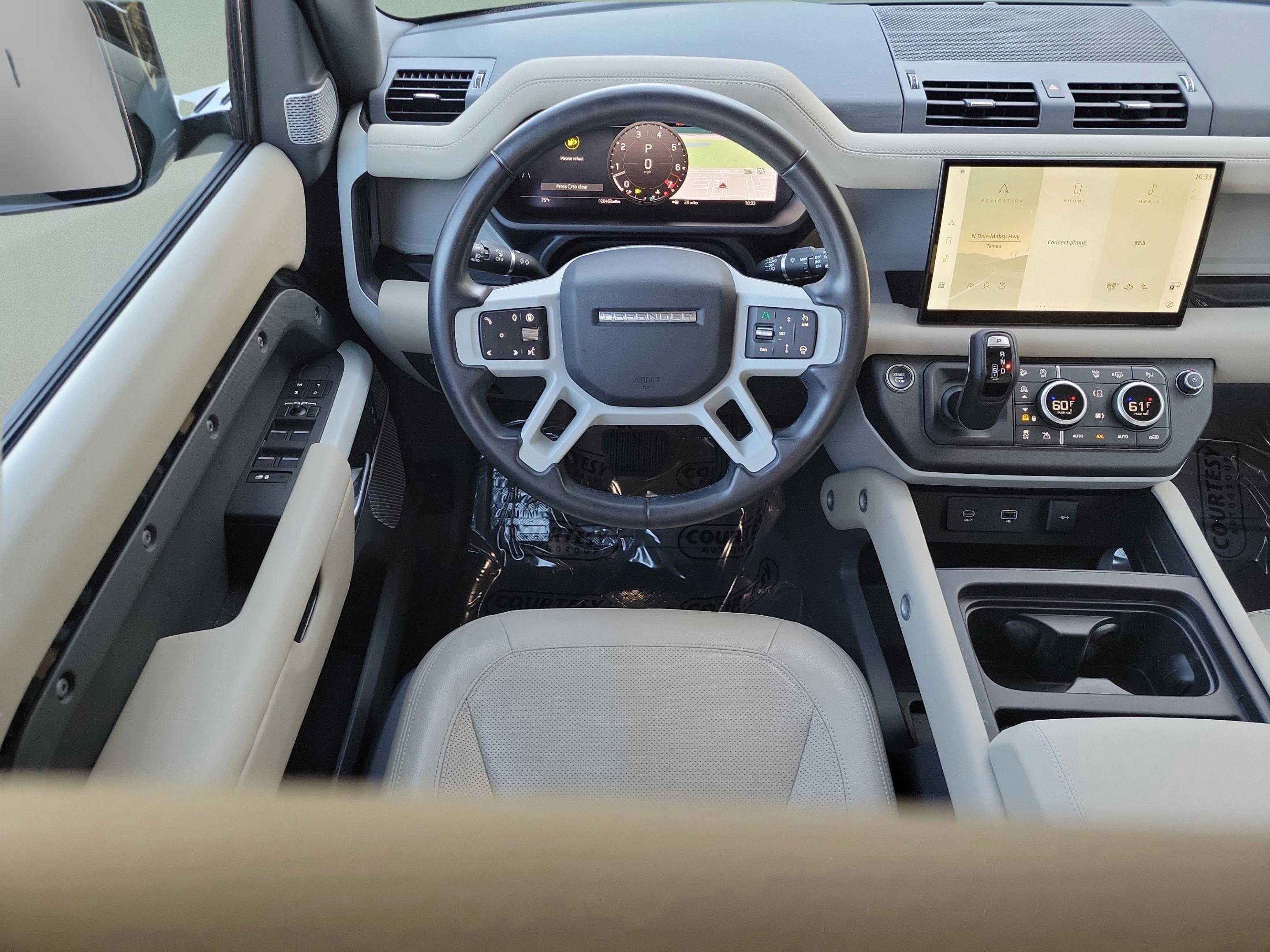 Used 2024 Land Rover Defender 130 S image 10