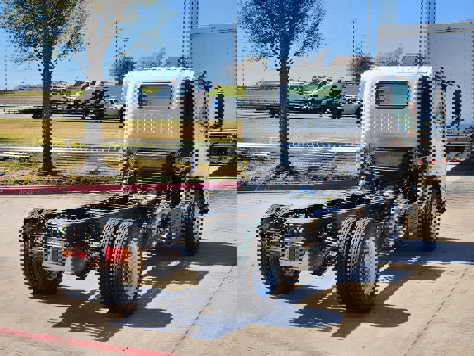 New 2025 Chevrolet Low Cab Forward 5500 XD image 13