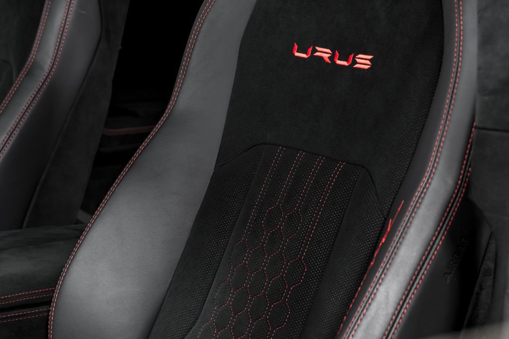 Used 2023 Lamborghini Urus Performante AWD/4WD image 22