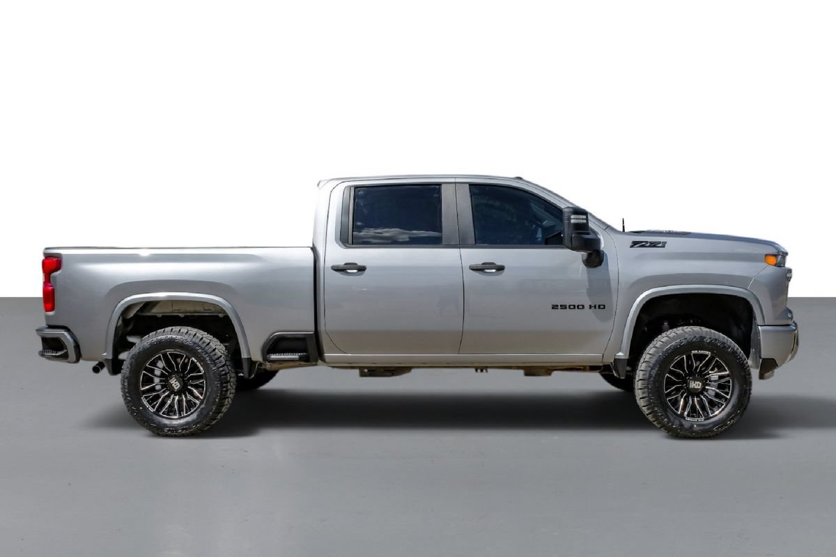 Used 2024 Chevrolet Silverado 2500 Custom w/ Custom Value Package AWD/4WD image 6