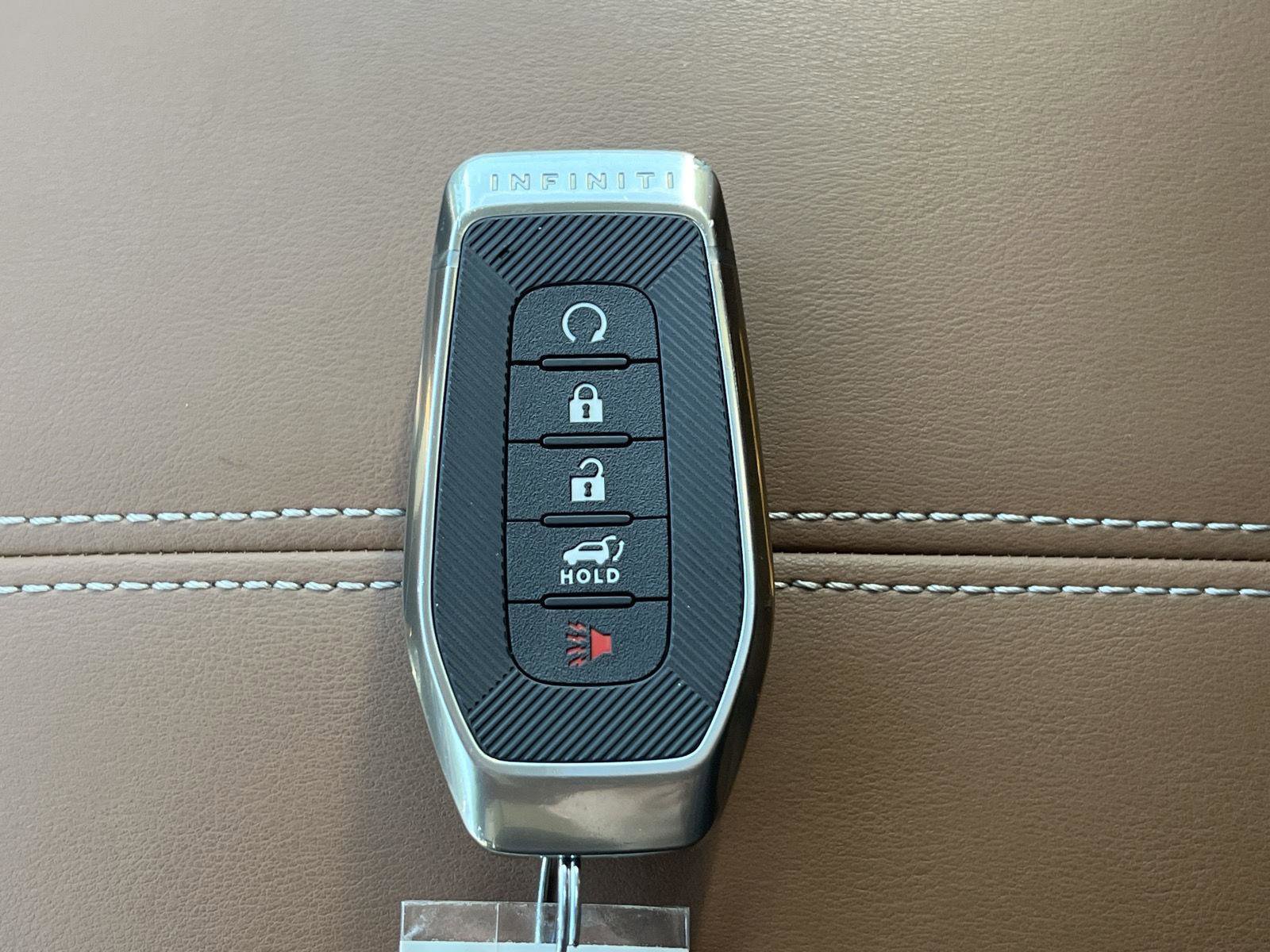 Used 2025 INFINITI QX60 Sensory image 24