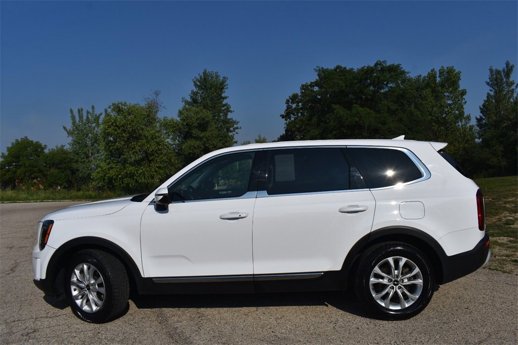 Used 2022 Kia Telluride LX image 3